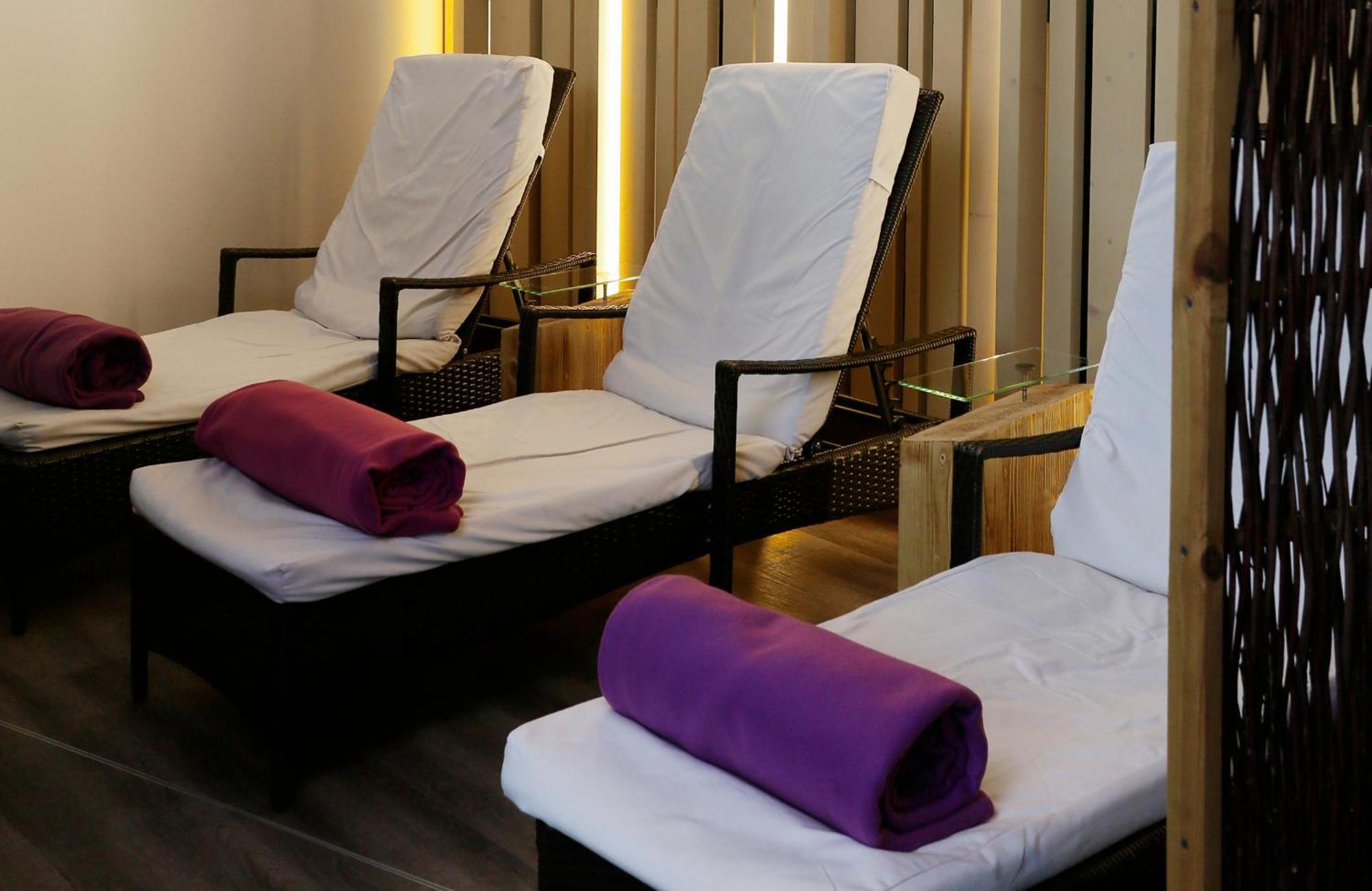 Konsumhotel Am Park Оберхоф Екстериор снимка