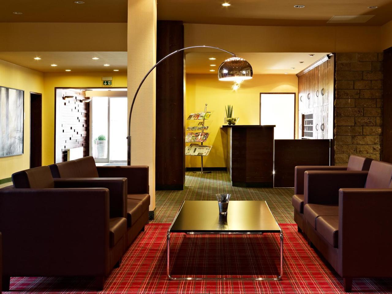Konsumhotel Am Park Оберхоф Екстериор снимка